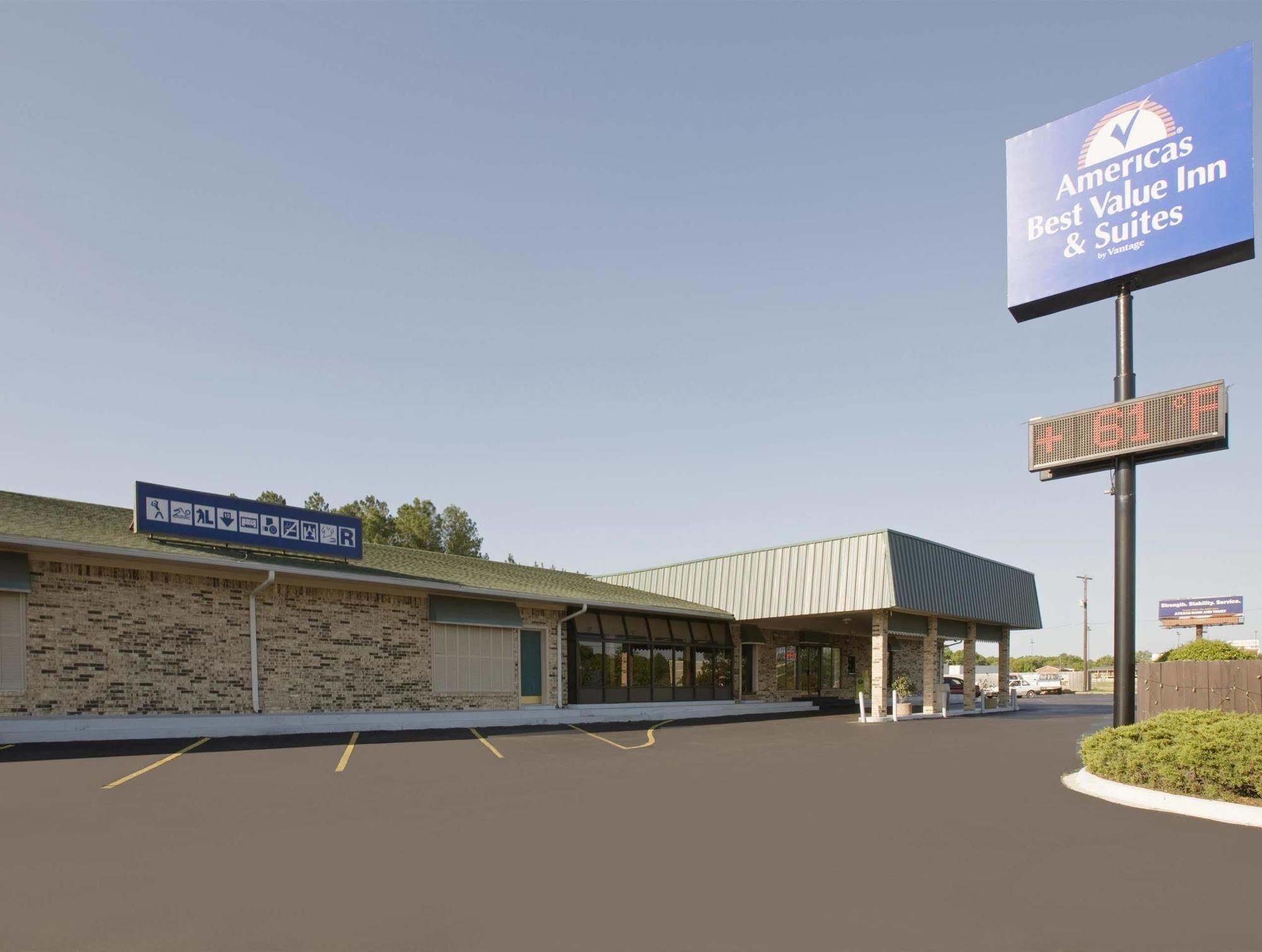 Oyo Hotel Tyler Lindale Exterior foto